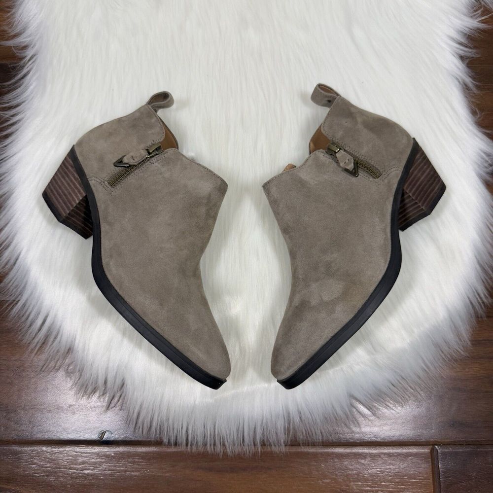 Vionic Women's Size 6 Stone‎ Suede Leather Cecily Ankle Boot Booties